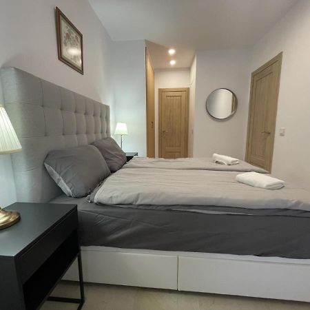 Casa Rosa Nova Apartment Марбеля Екстериор снимка